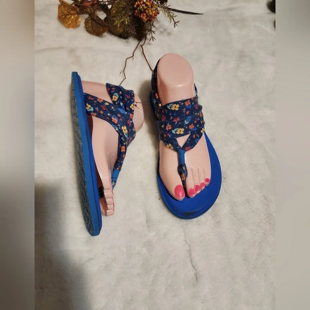 Floral Blue Women's Sandals